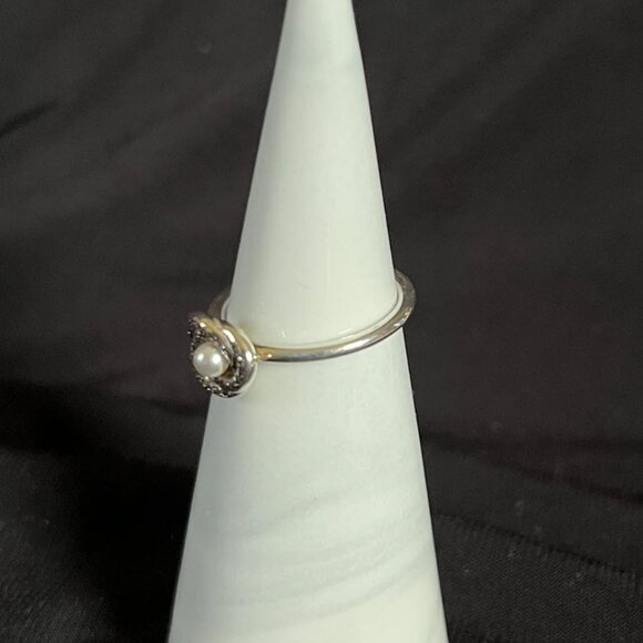 Pandora Luminous Knot Ring 925 Silver • Size 5.5 • CZ & Pearl with original box - Picture 4 of 11